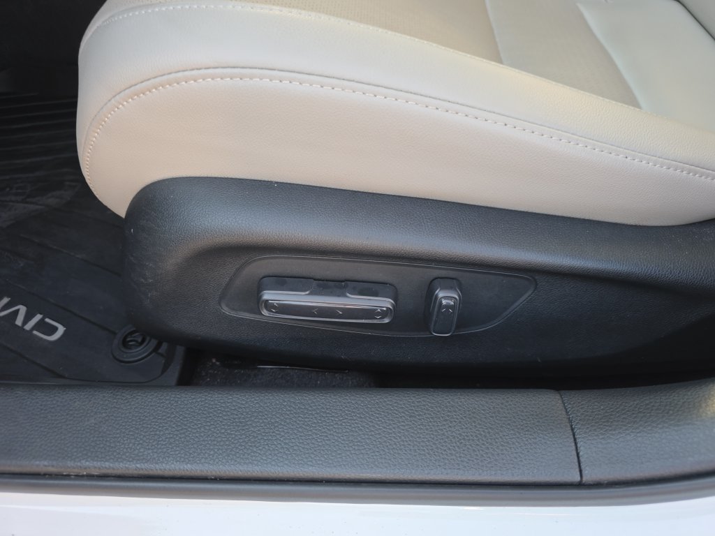 Used 2024 Honda Civic Touring image 12
