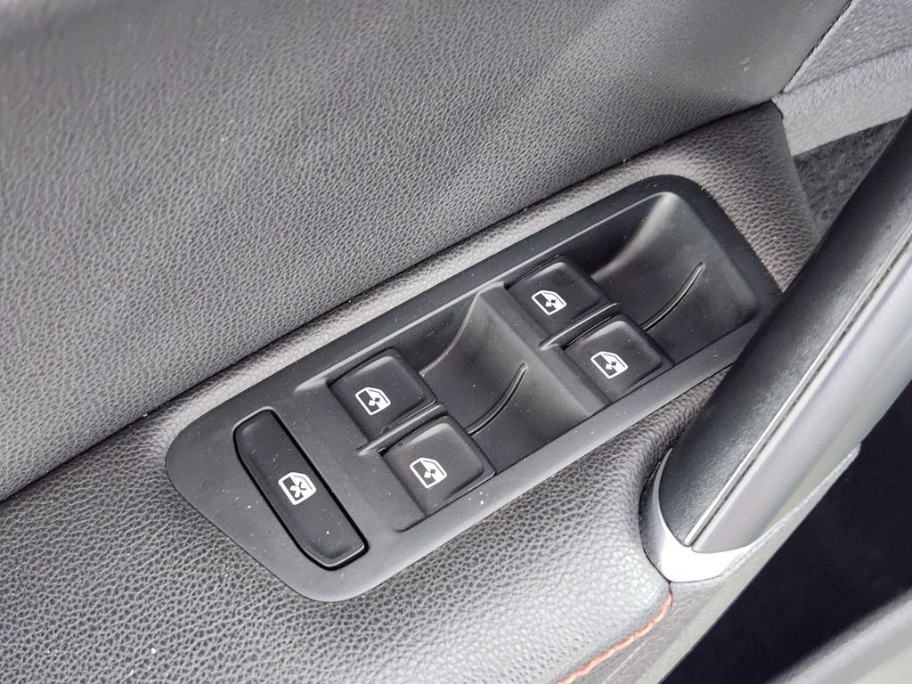 Used 2019 Volkswagen GTI SE w/ SE Experience Package FWD image 17