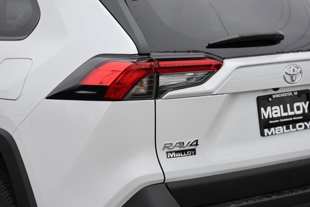 Certified 2025 Toyota RAV4 XLE Premium image 8
