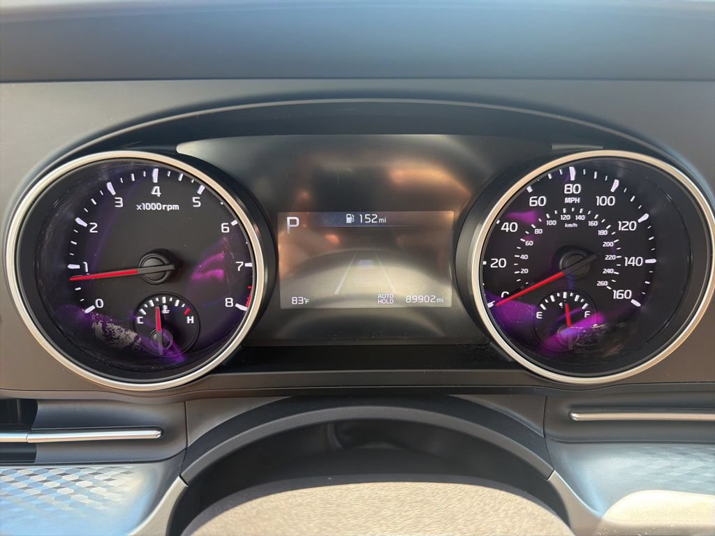 Used 2024 Kia Carnival LX FWD image 30