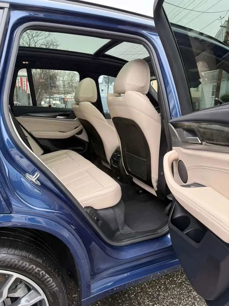 Used 2018 BMW X3 xDrive30i image 10
