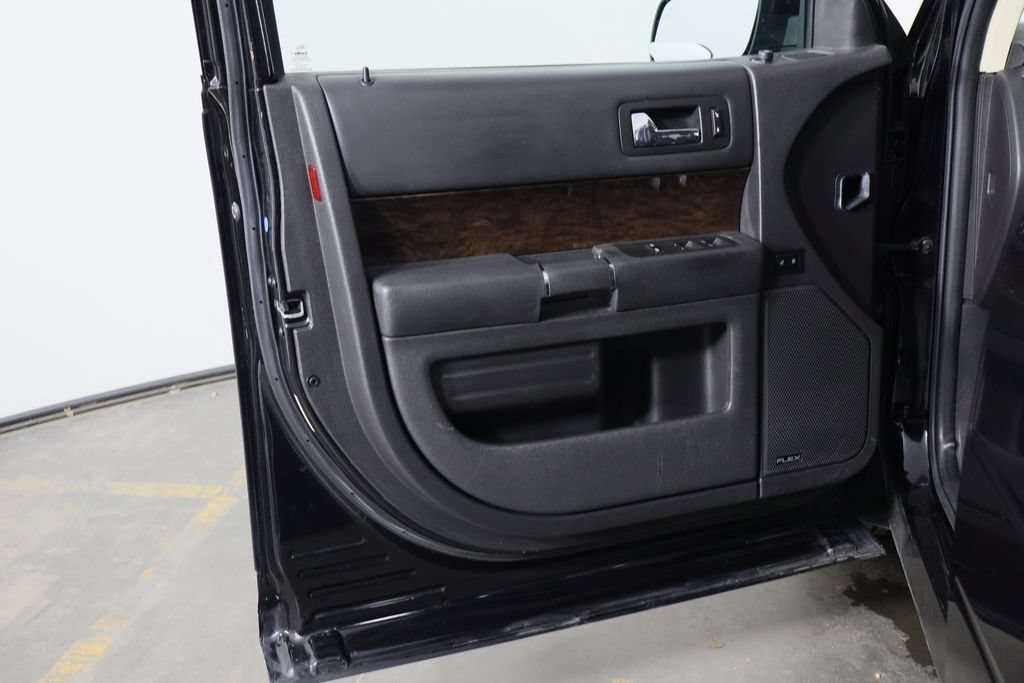 Used 2019 Ford Flex Limited AWD/4WD image 19