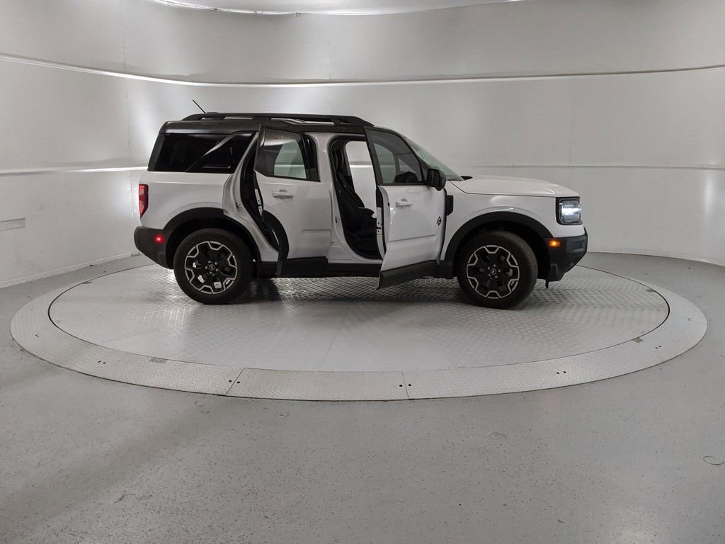 New 2025 Ford Bronco Sport Outer Banks w/ Outer Banks Tech Package+ image 8