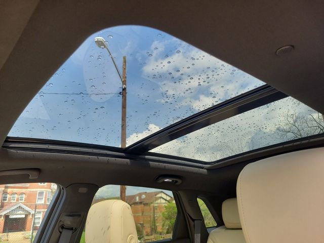 Used 2017 Cadillac XT5 Luxury w/ Driver Awareness Package image 24