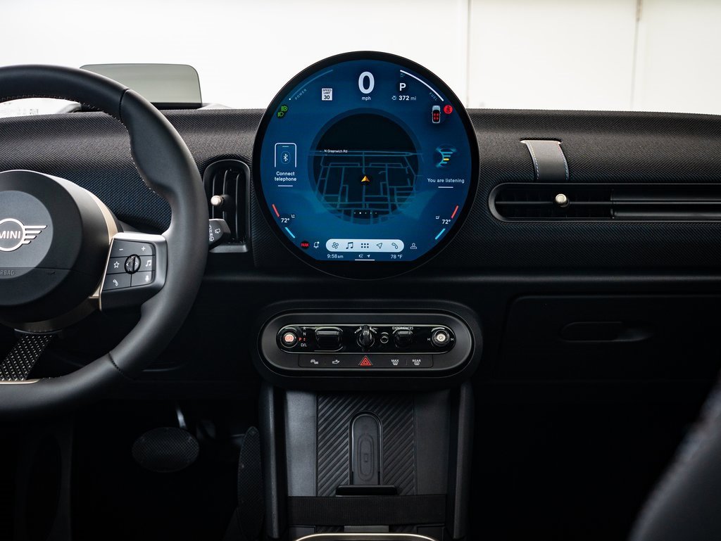 Certified 2025 MINI Cooper 2-Door Hardtop image 27