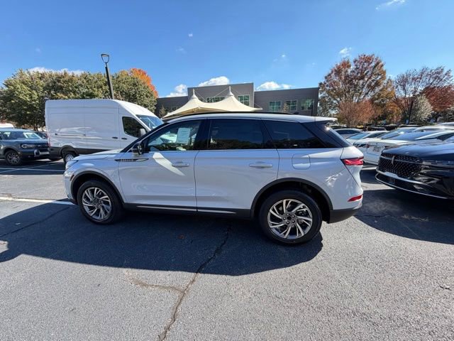 New 2026 Lincoln Corsair Premiere image 4