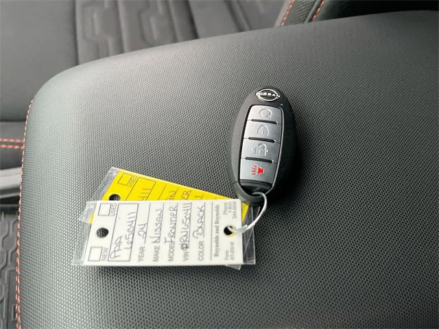 Used 2024 Nissan Frontier Pro-X w/ Pro Convenience Package image 36