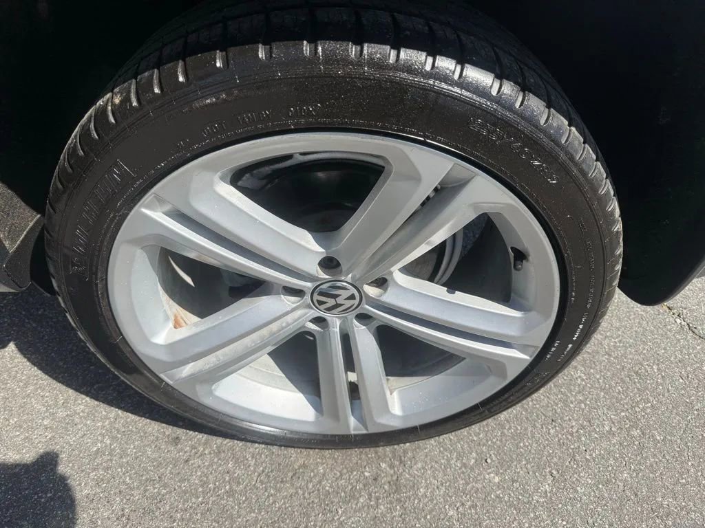 Used 2014 Volkswagen Tiguan R-Line FWD image 11