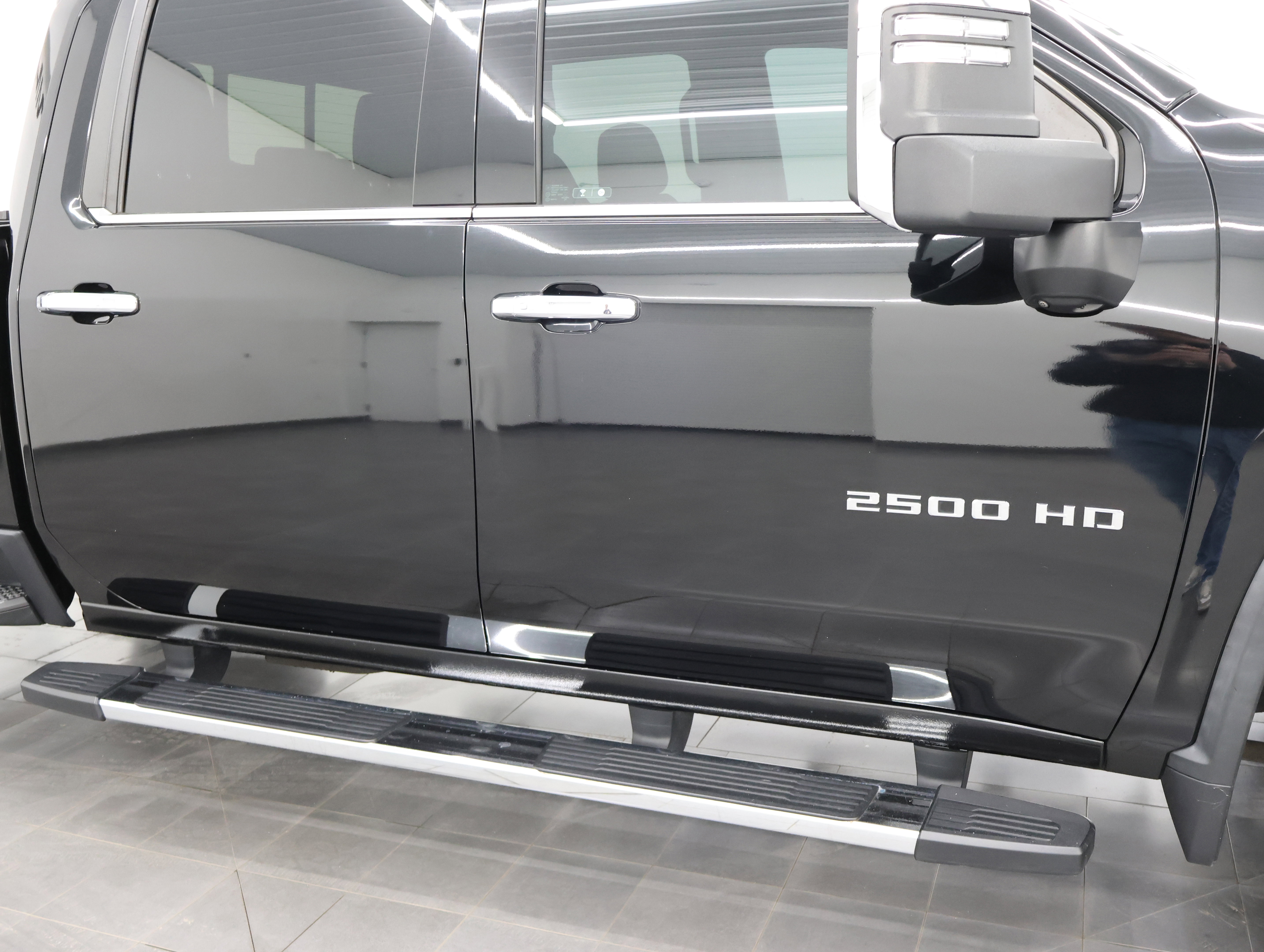 Used 2021 Chevrolet Silverado 2500 High Country w/ Z71 Off-Road Package AWD/4WD image 29