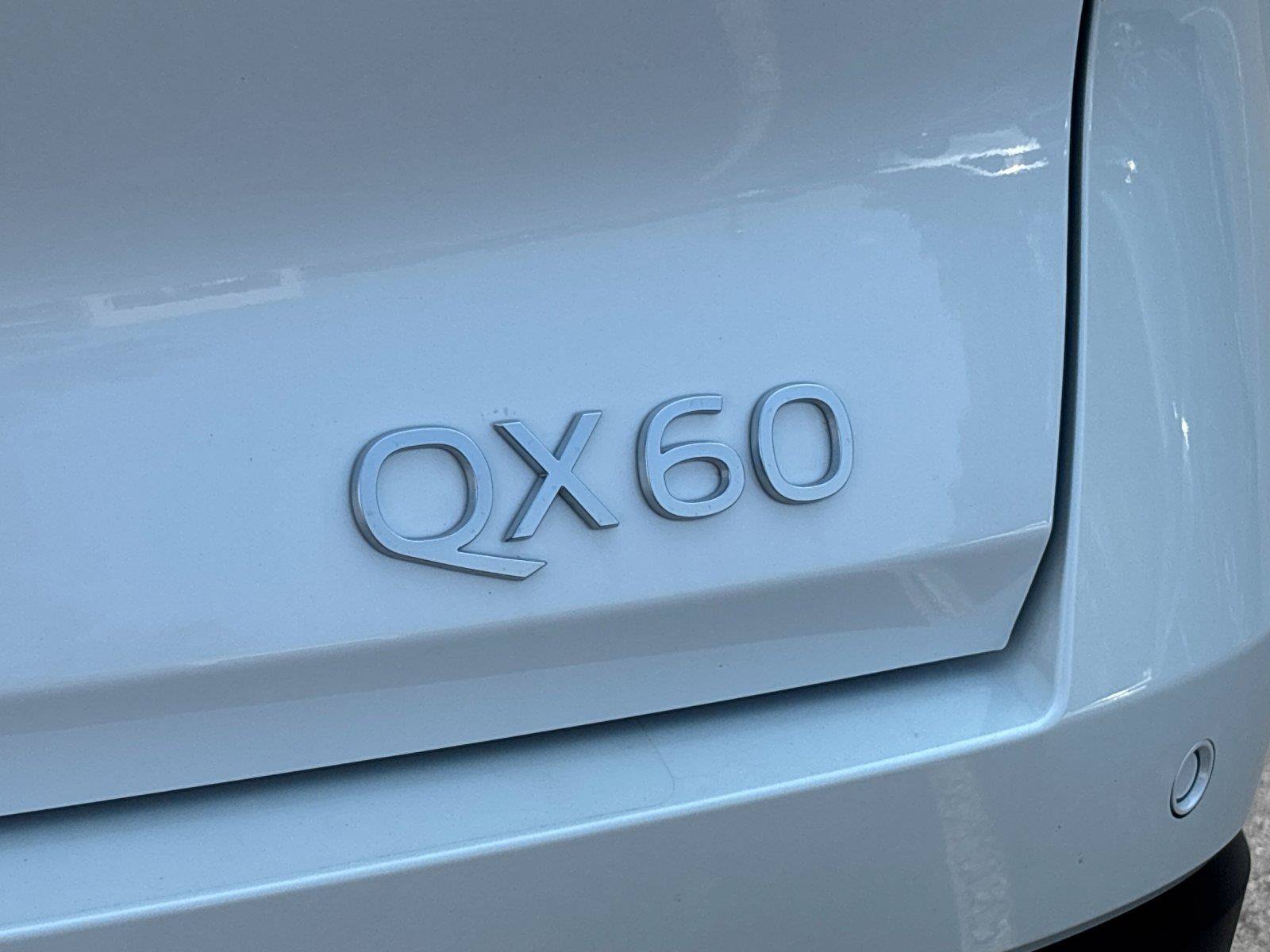New 2027 INFINITI QX60 Luxe w/ Cargo Package FWD image 11