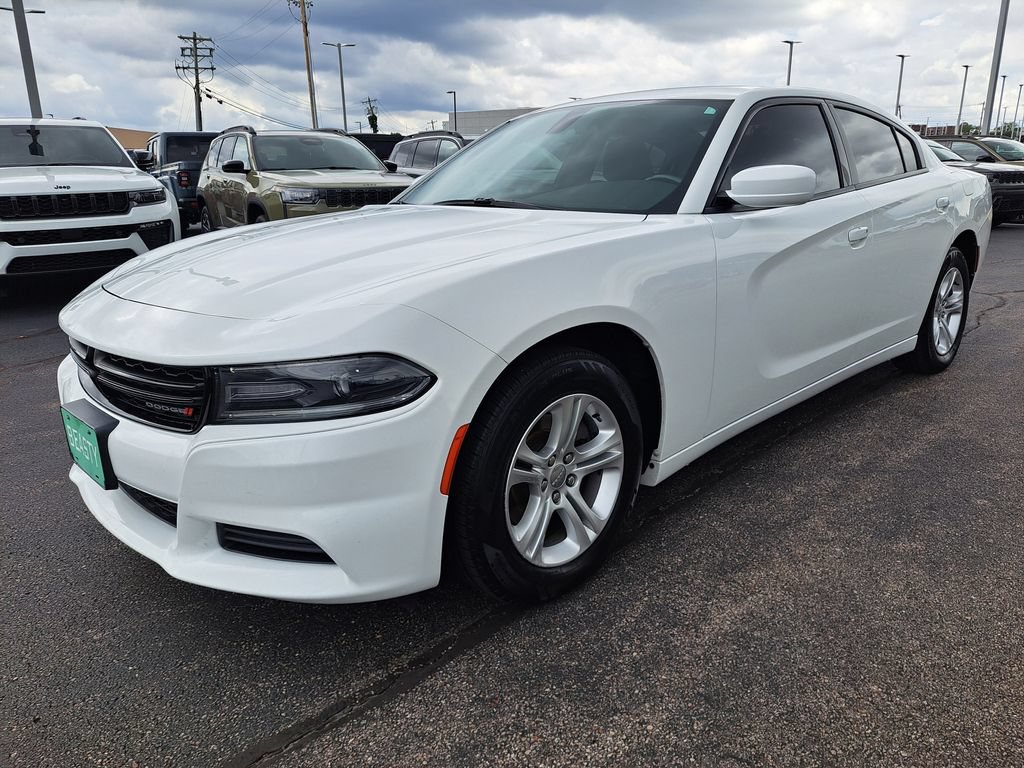 Used 2020 Dodge Charger SXT RWD image 7
