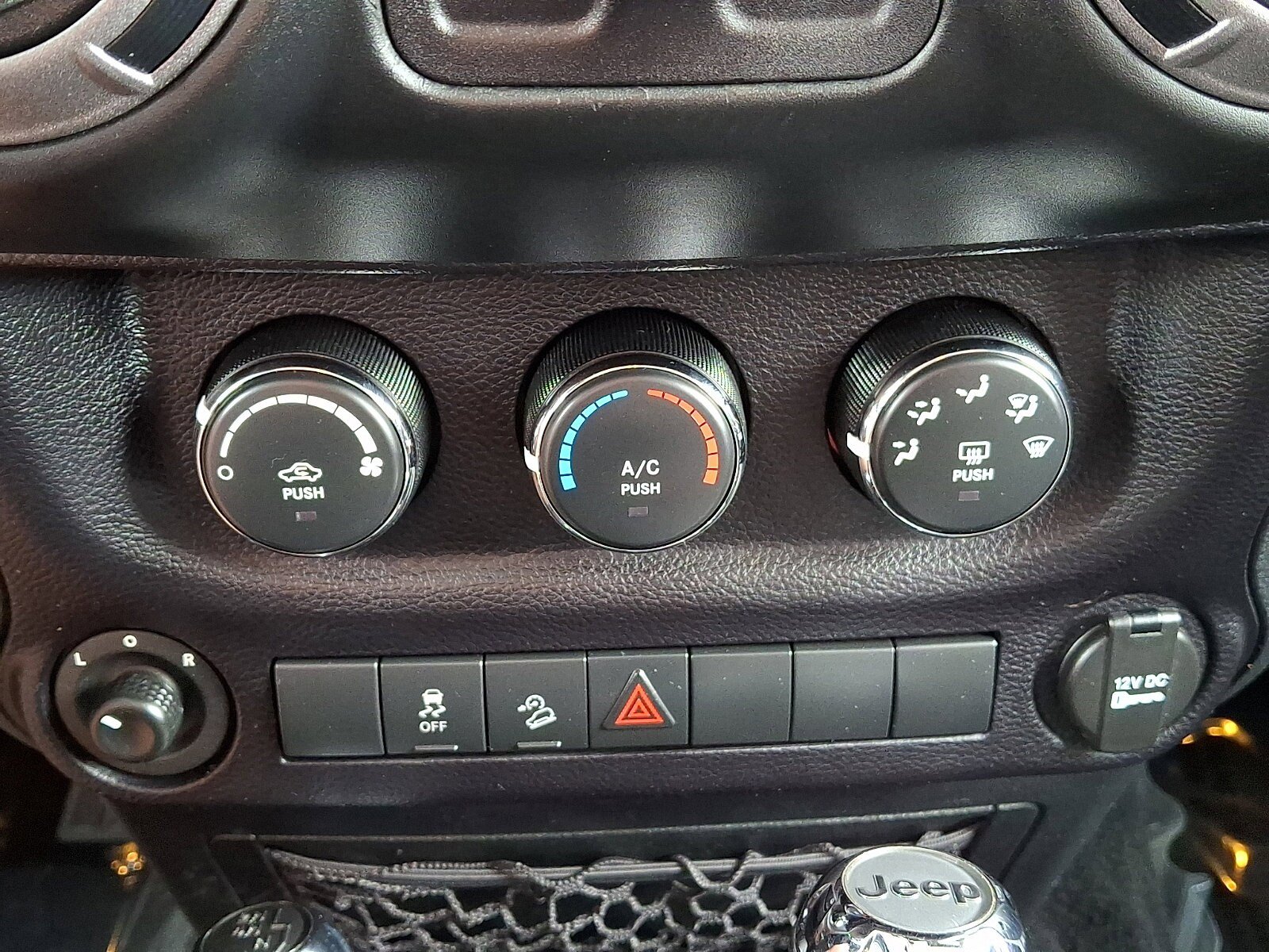 Used 2016 Jeep Wrangler Sport w/ Quick Order Package 24S AWD/4WD image 14