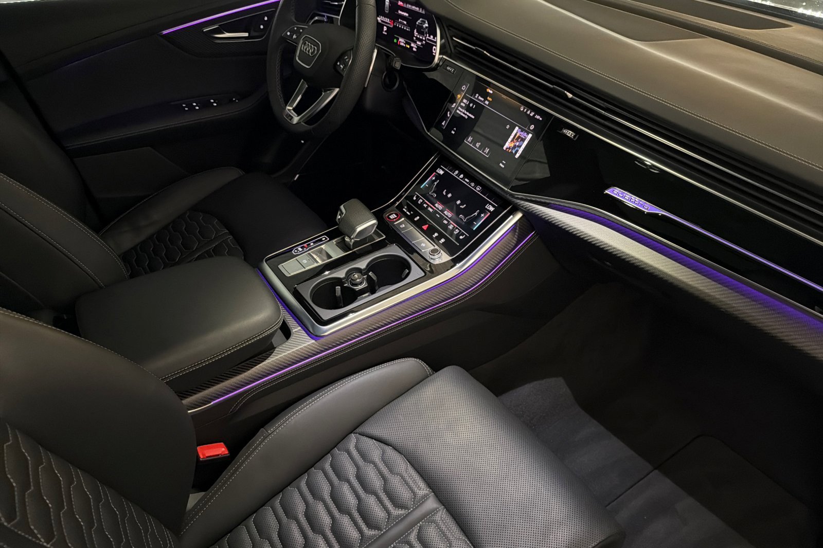 Used 2023 Audi RS Q8 AWD/4WD image 15