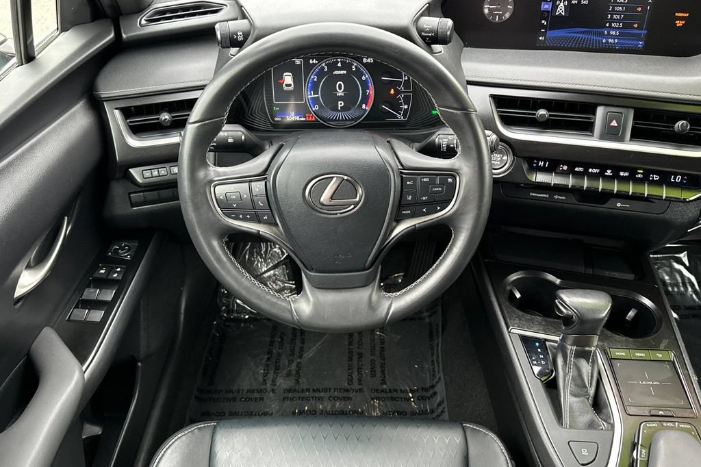 Used 2019 Lexus UX 200 FWD image 14