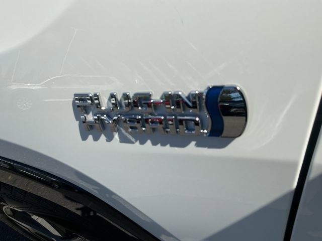 Used 2023 Toyota RAV4 SE w/ Weather & Moonroof Package AWD/4WD image 16