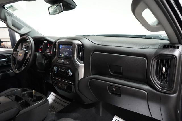 Used 2024 Chevrolet Silverado 2500 Custom w/ Custom Value Package image 14