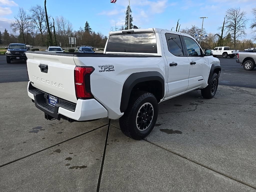 Used 2025 Toyota Tacoma TRD Off-Road AWD/4WD image 6