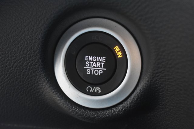 New 2026 Chrysler Voyager LX image 28