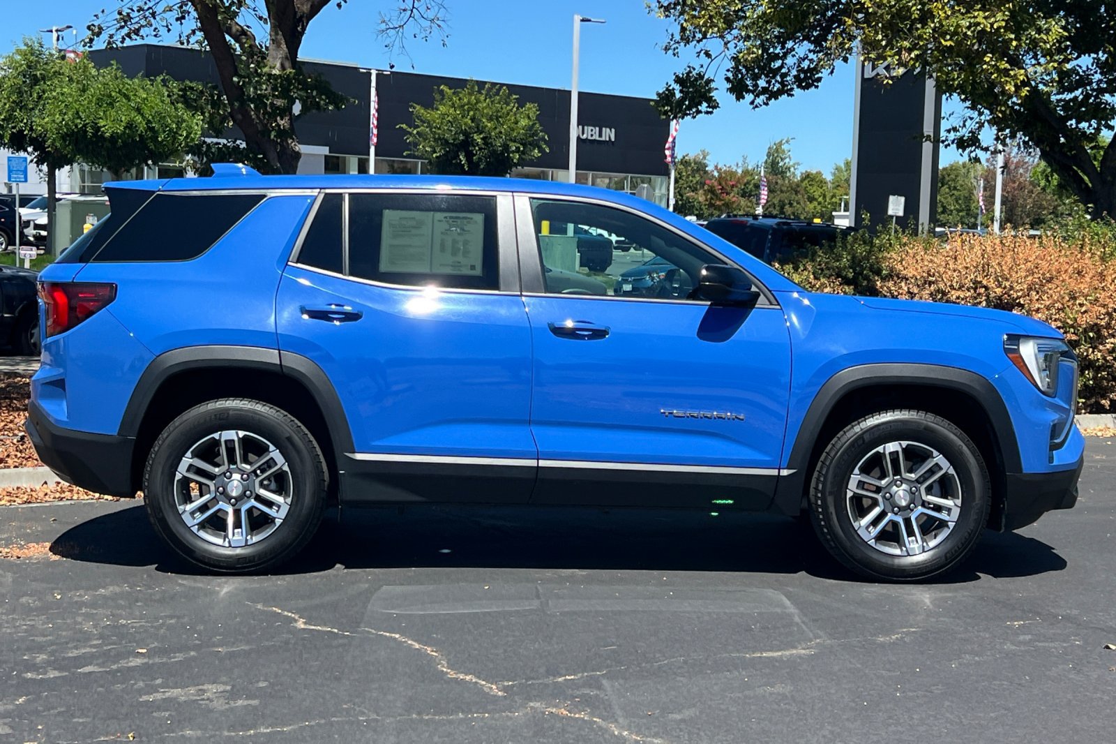 Used 2026 GMC Terrain Elevation AWD/4WD image 3