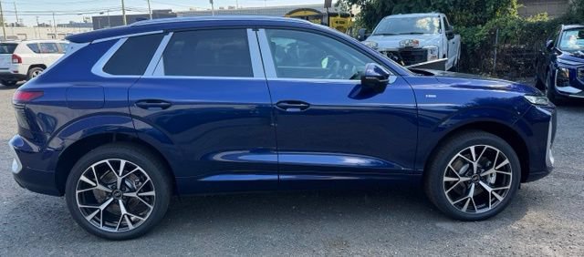 New 2026 Audi Q3 quattro 2.0T AWD/4WD image 9