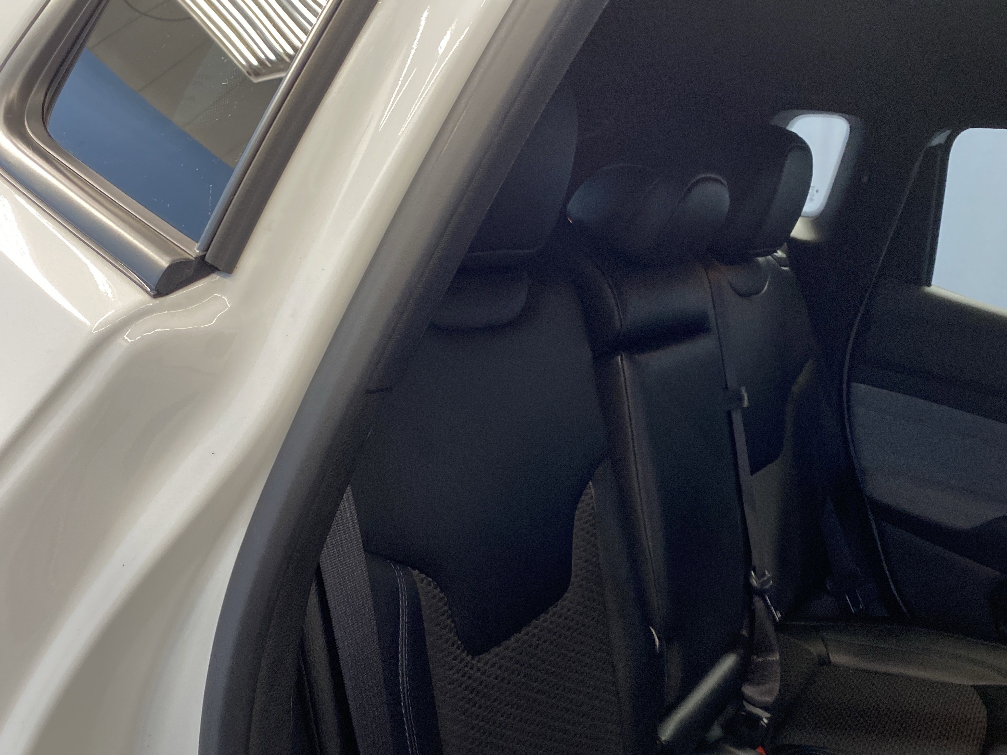 Certified 2024 Jeep Compass Latitude image 37