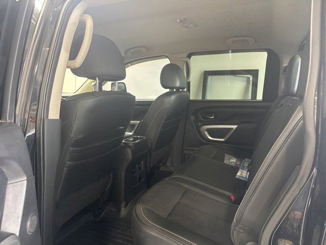 Used 2017 Nissan Titan PRO-4X image 16
