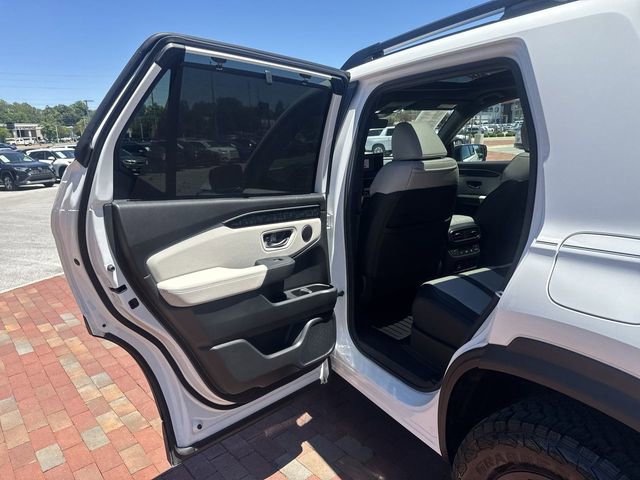 Certified 2026 Honda Passport TrailSport Elite image 27