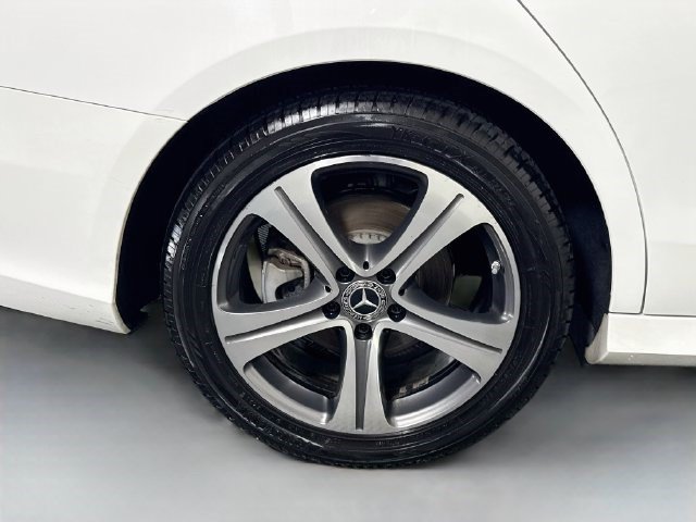 Used 2020 Mercedes-Benz E 350 4MATIC Sedan image 32