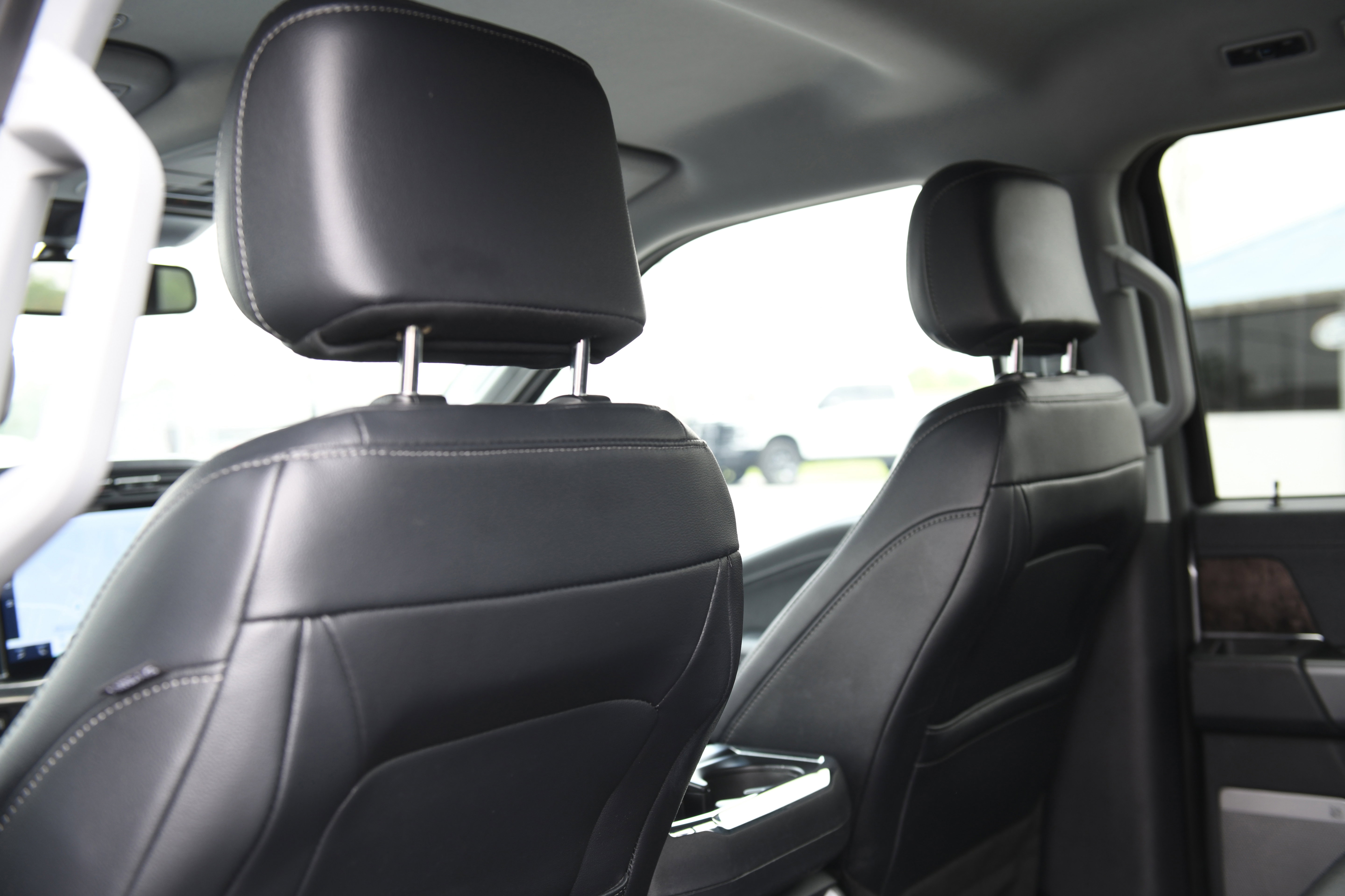 Used 2023 Ford F150 Lariat w/ Max Trailer Tow Package image 16