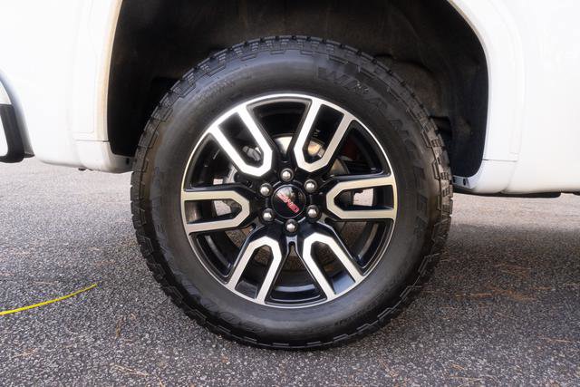 Used 2023 GMC Sierra 1500 AT4 w/ AT4 Premium Package image 39