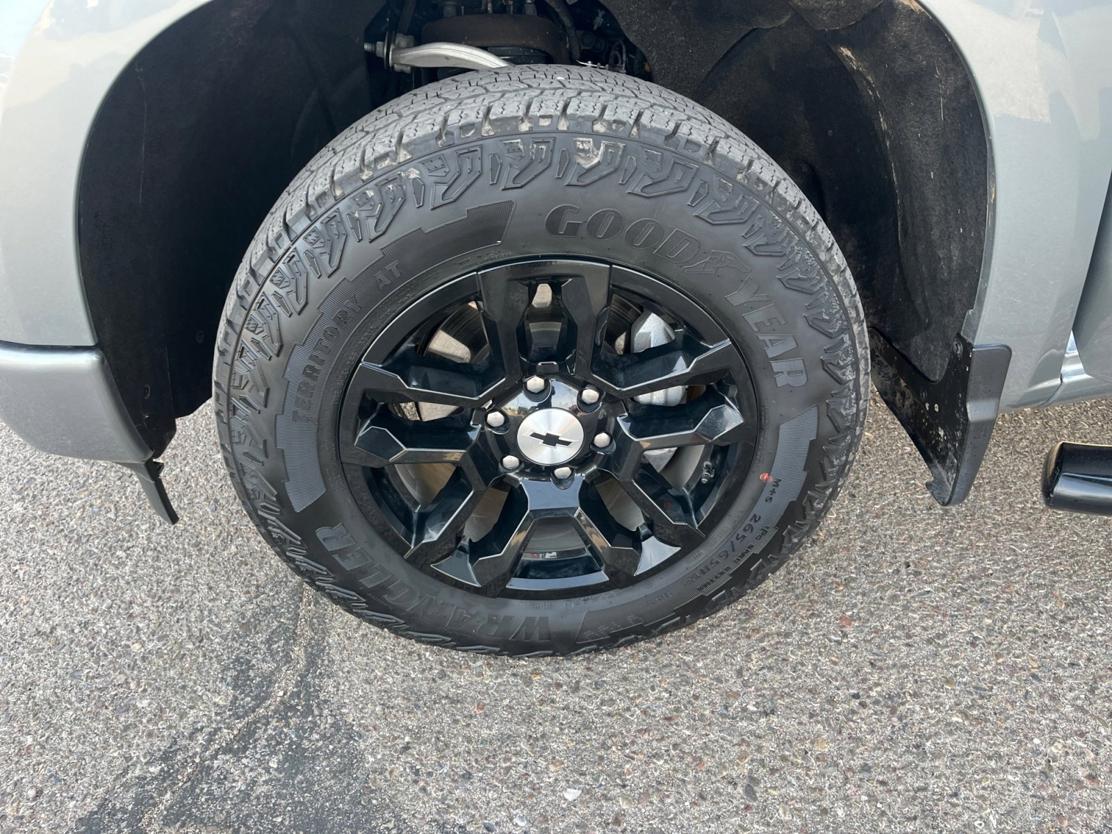 Used 2024 Chevrolet Silverado 1500 RST image 25