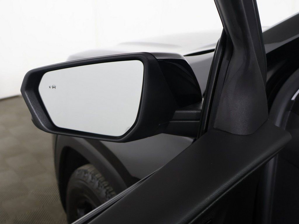 Used 2024 GMC Terrain AT4 w/ Infotainment Package II image 36