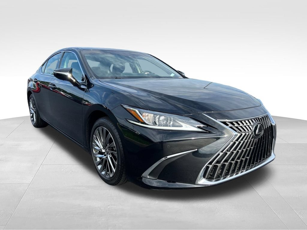 Used 2024 Lexus ES 300h w/ Accessory Package (Z2) FWD image 7