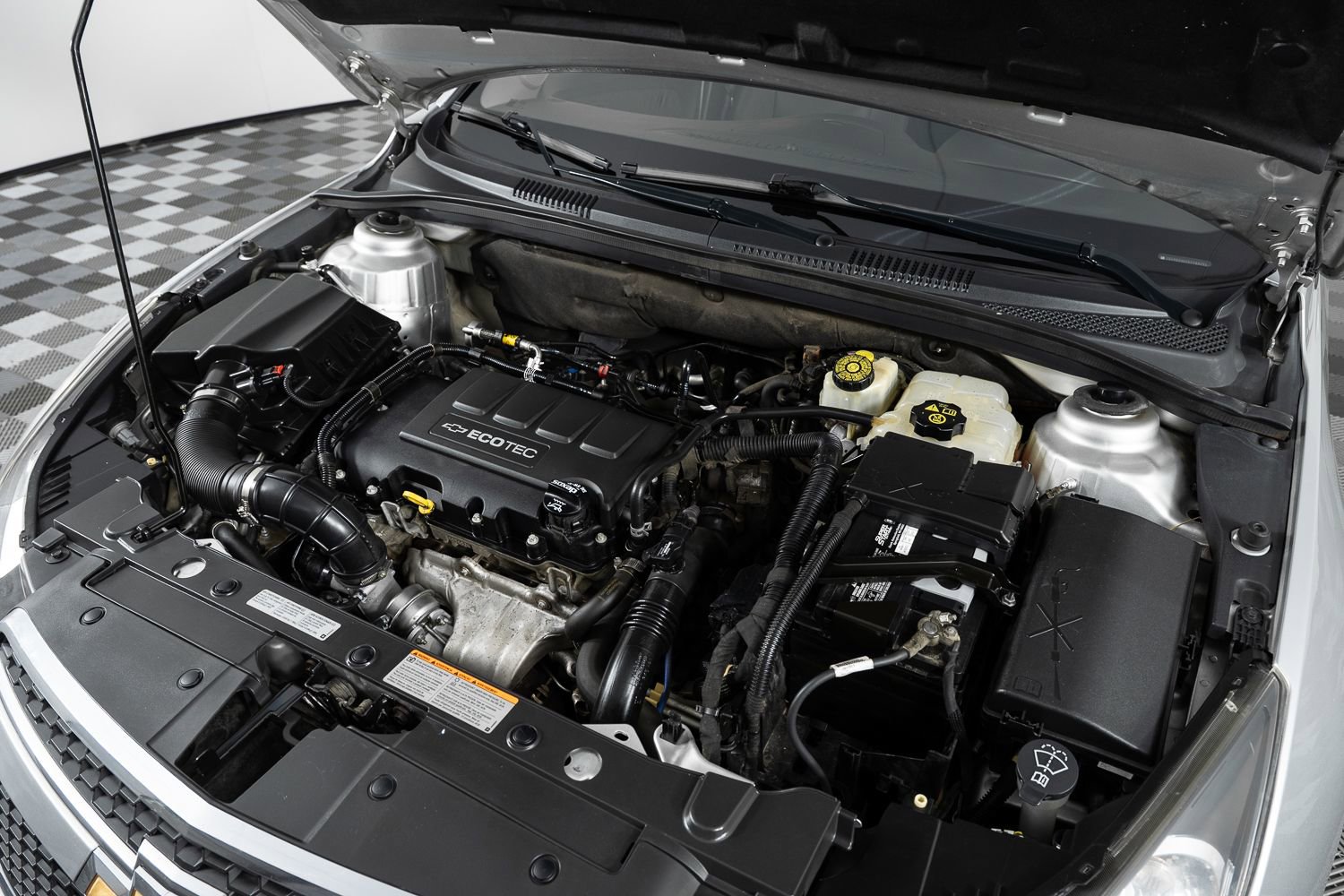 Used 2012 Chevrolet Cruze LT w/ RS Package image 40