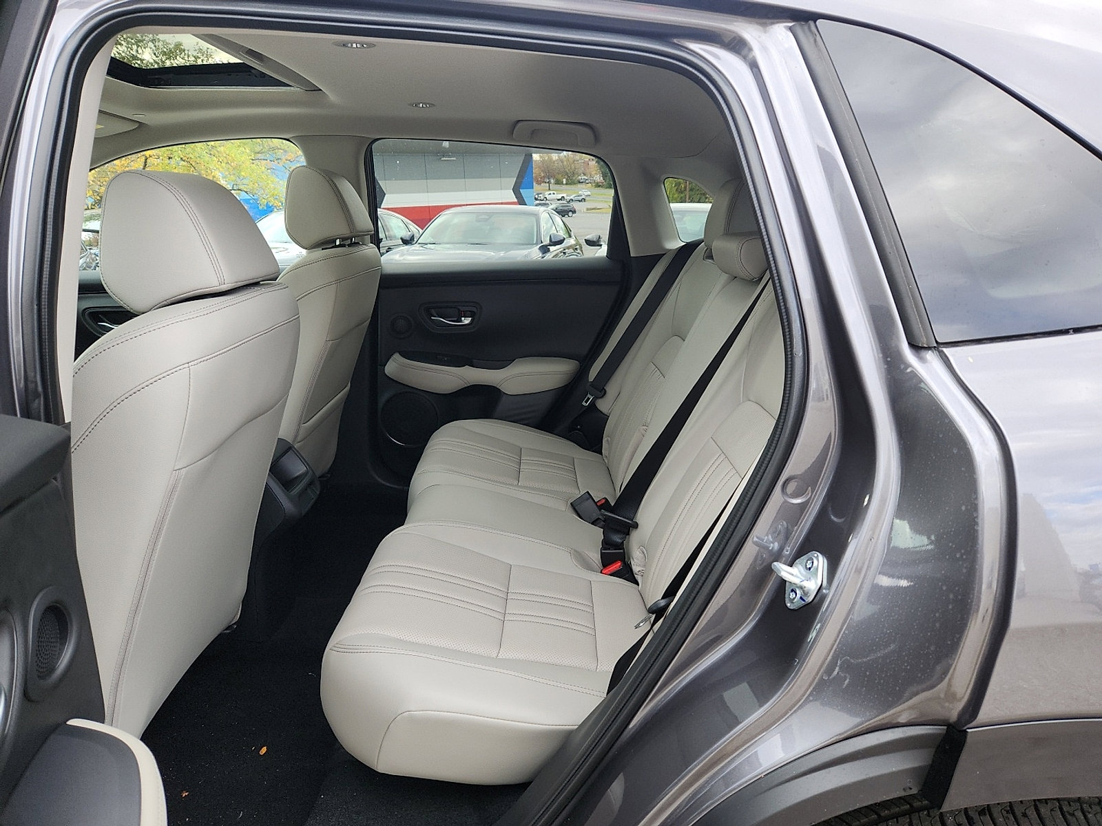 New 2026 Honda HR-V EX-L image 6