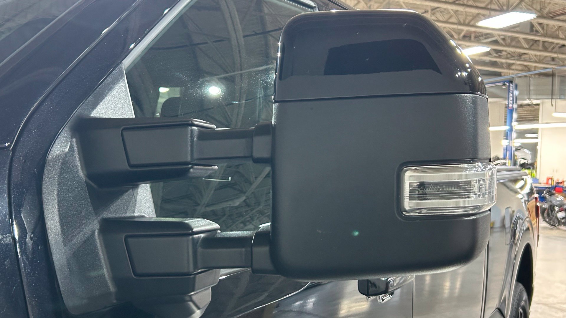 Used 2025 Ford F150 Platinum w/ Equipment Group 702A High AWD/4WD image 15