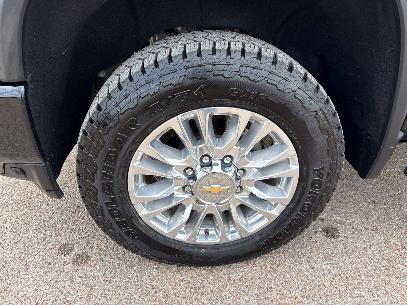 Used 2023 Chevrolet Silverado 2500 High Country w/ Safety Package II AWD/4WD image 34