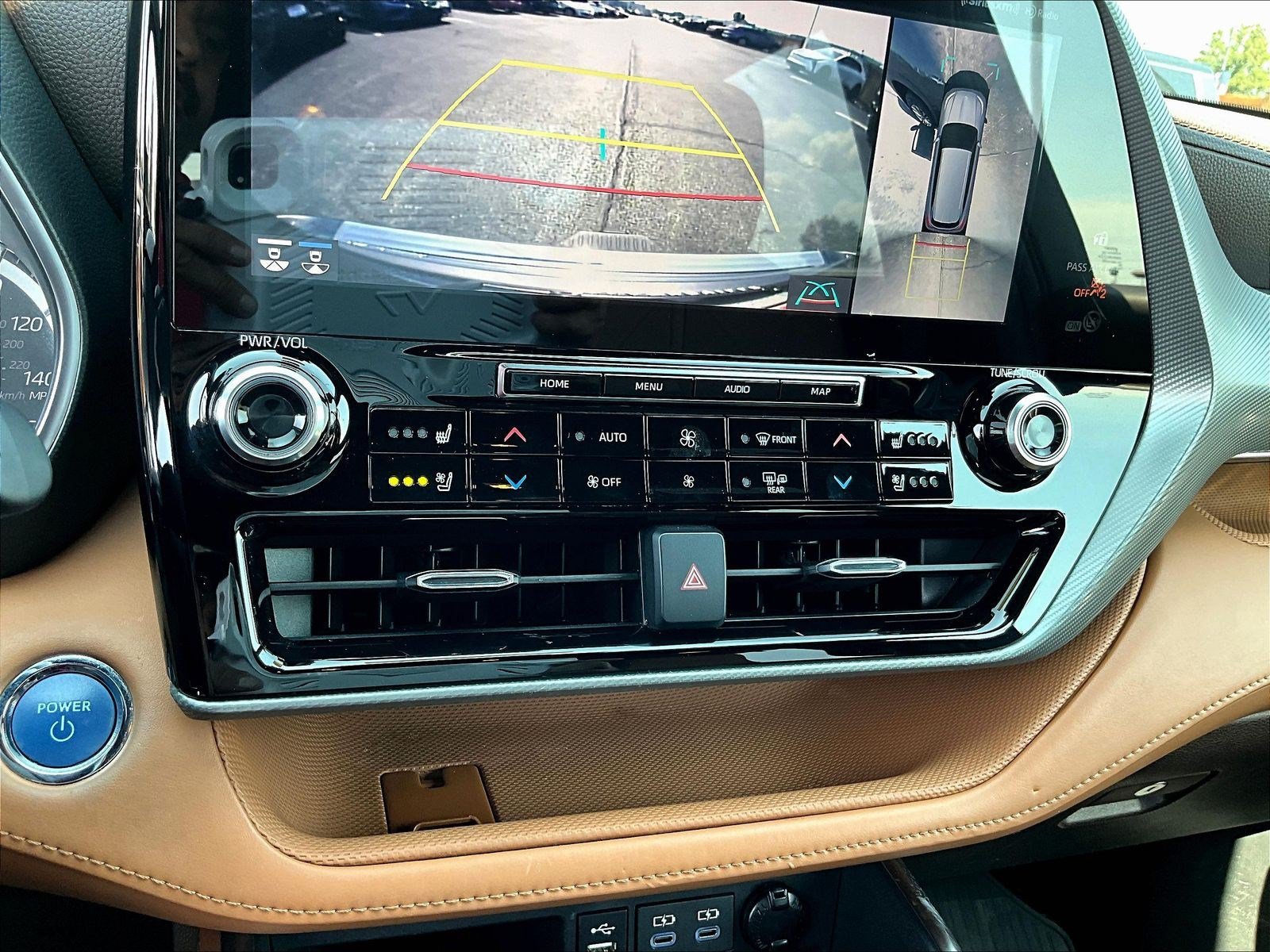 Used 2022 Toyota Highlander Platinum FWD image 15