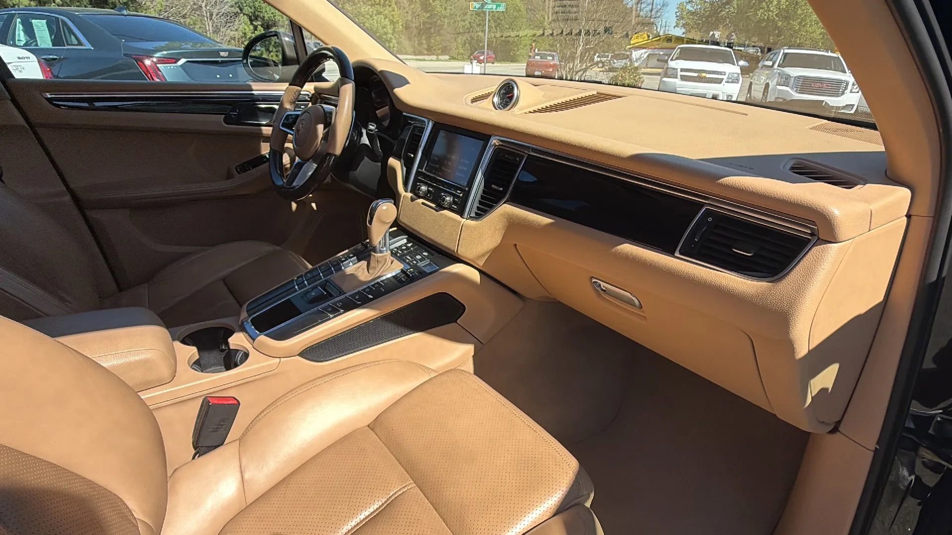 Used 2015 Porsche Macan S AWD/4WD image 14