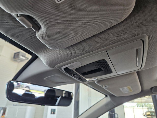 Used 2023 Honda CR-V EX-L image 22
