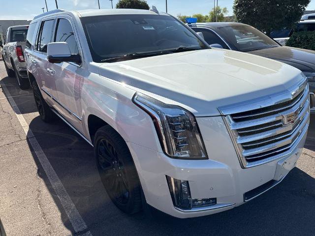 Used 2015 Cadillac Escalade Platinum image 2
