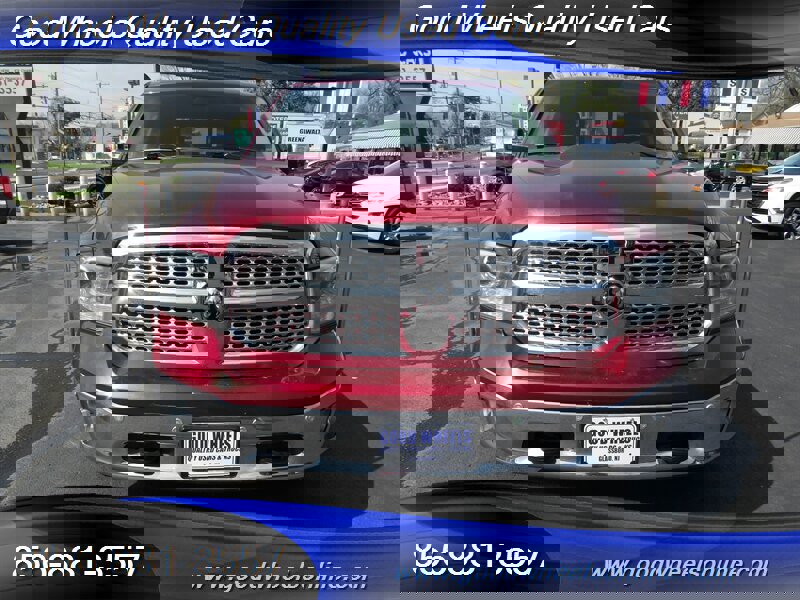 Used 2014 RAM 1500 Laramie w/ Convenience Group image 2