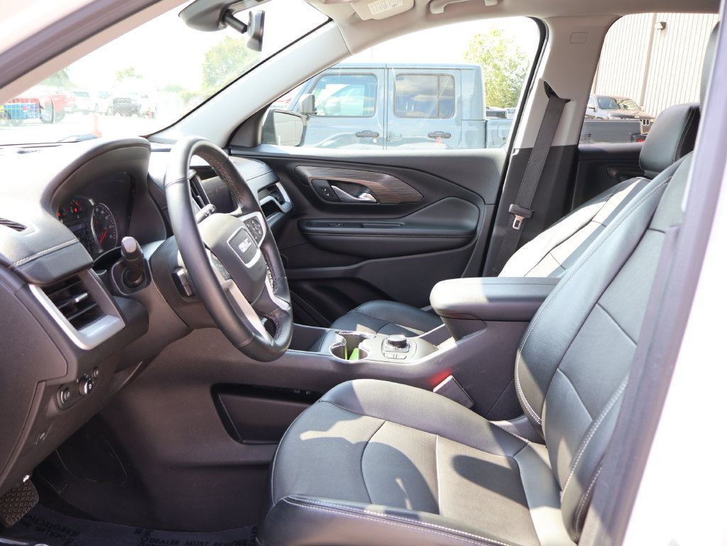 Used 2023 GMC Terrain SLT AWD/4WD image 22