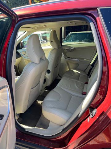 Used 2010 Volvo XC60 T6 AWD/4WD image 15
