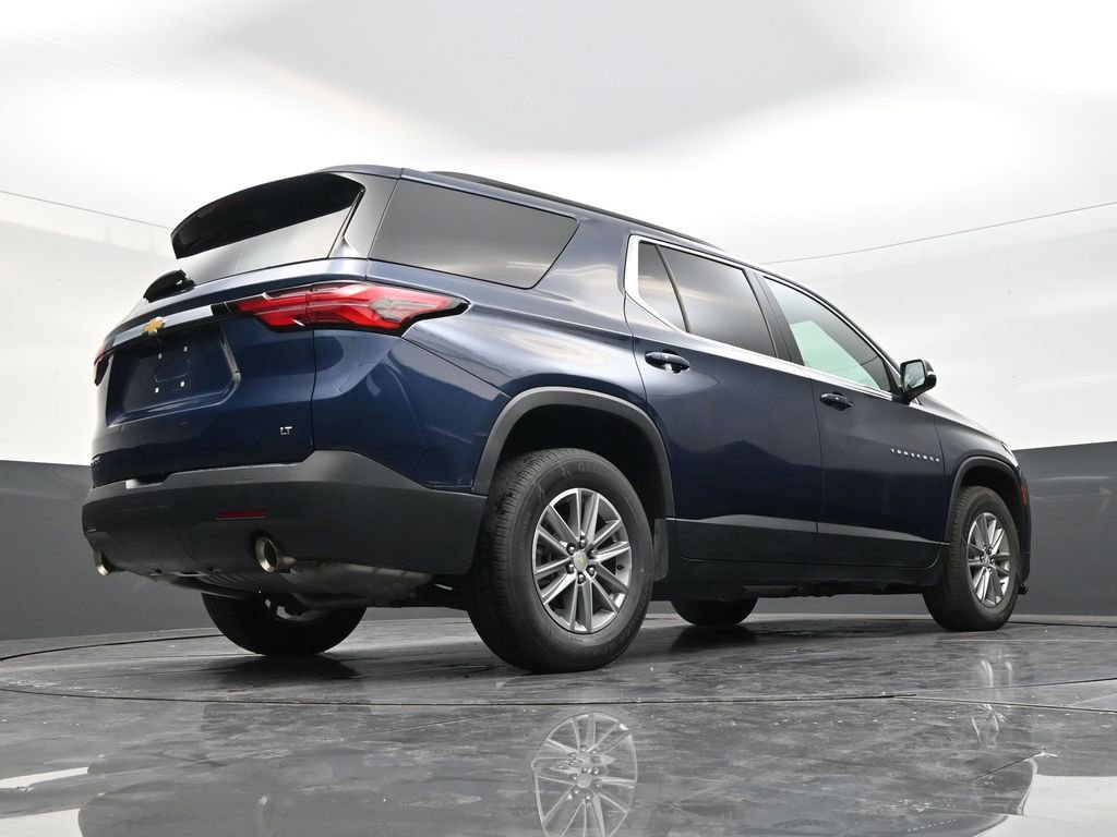 Used 2023 Chevrolet Traverse LT FWD image 24