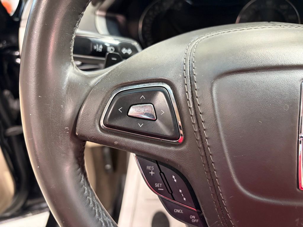 Used 2019 Lincoln MKZ Reserve w/ Reserve Plus Package AWD/4WD image 13