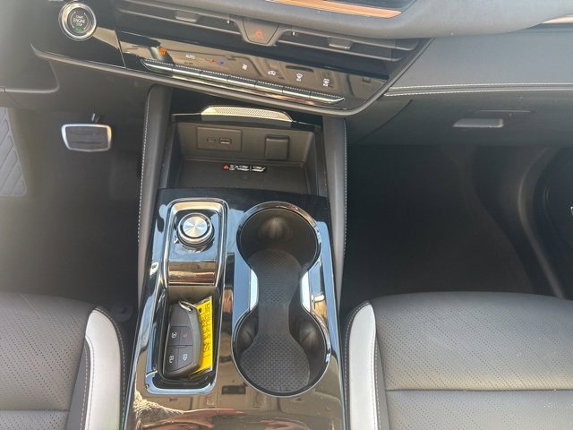 Used 2025 Buick Envision Sport Touring image 12