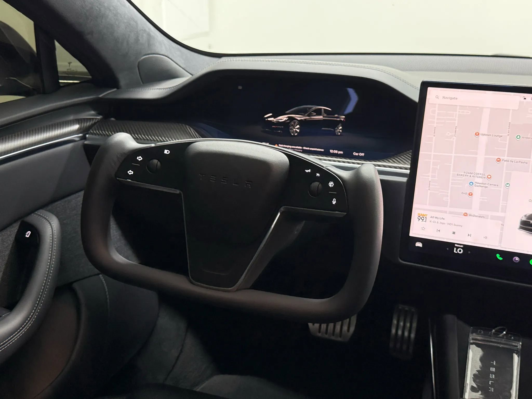 Used 2021 Tesla Model S Plaid image 24