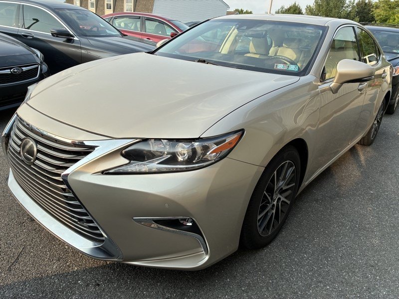 Used 2017 Lexus ES 350 w/ Navigation System Package FWD image 1