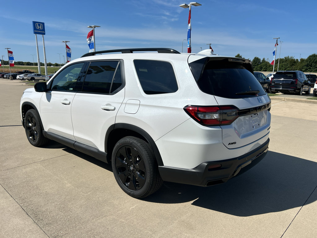 New 2026 Honda Pilot Black Edition image 7